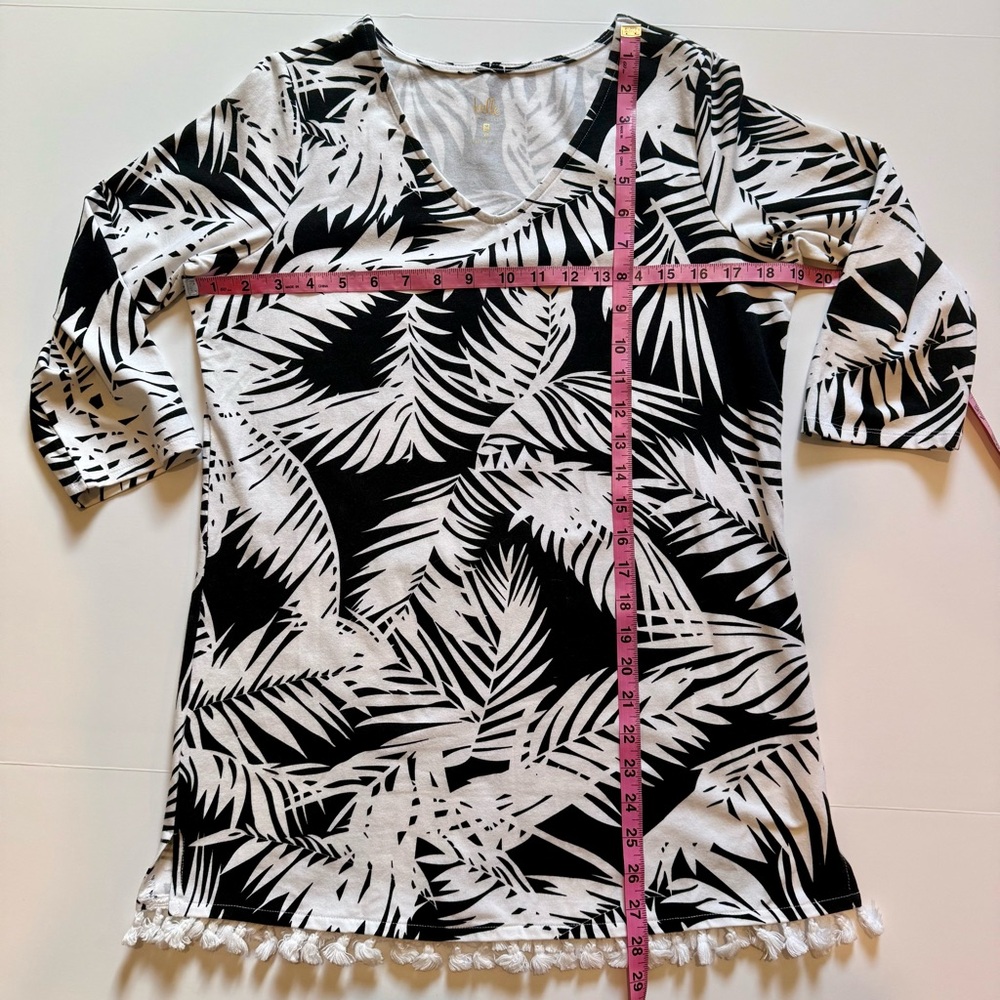 Bundle of two Belle by Kim Gravel tops, size XS, black and white